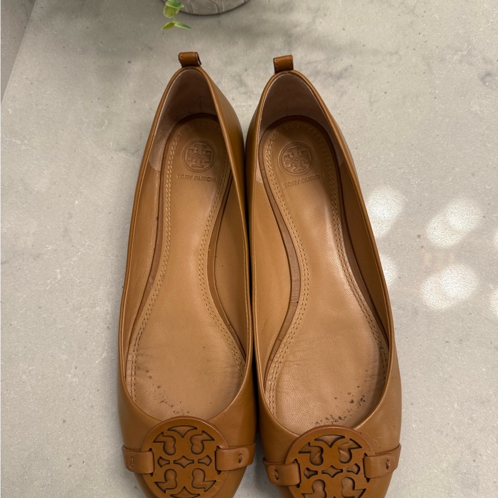Tory Burch Tan Leather Miller Logo Ballet Flats